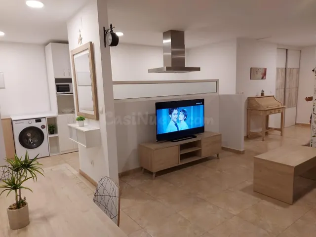 DISFRUTA DE TU AMPLIO LOFT EN REINA VICTORIA — 2