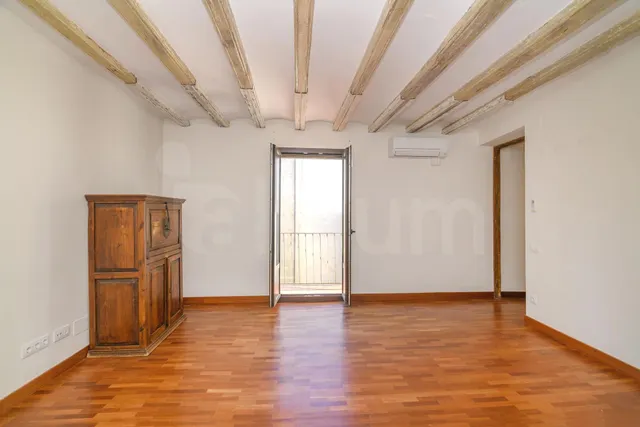 Exclusividad y versatilidad en el Gòtic: 155 m2 con doble configuración — 16