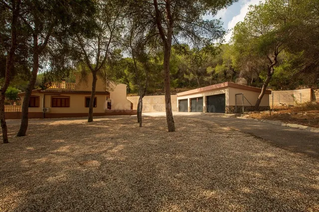 Casa de campo 4 habitaciones 220m² en venta - Desamparados-H - foto 3