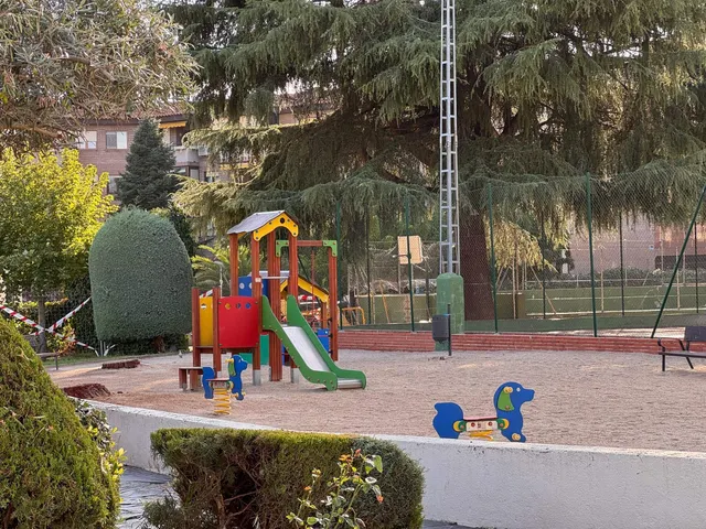 BAJO EN VENTA EN MAJADAHONDA - foto 5