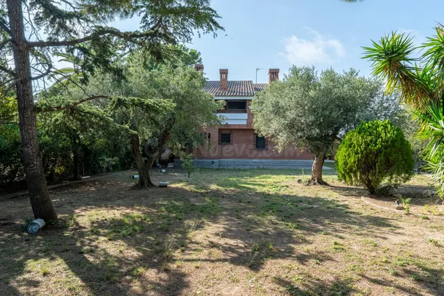 Espectacular casa unifamiliar con acabados de alta calidad - foto 3