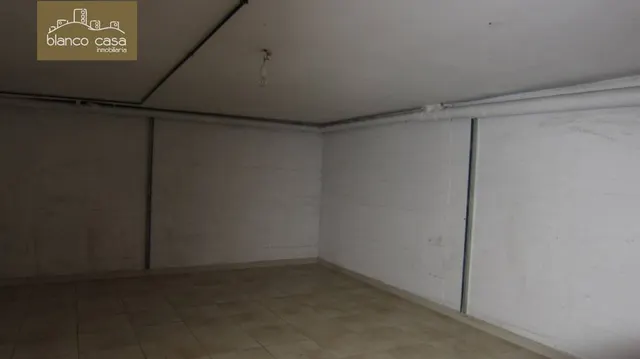 Local comercial de 40m2 en el centro de Carballo — 6
