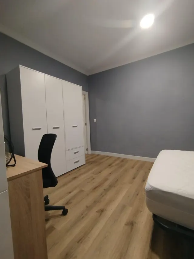Amplio y Reformado Piso en el Corazón de Cádiz — 11