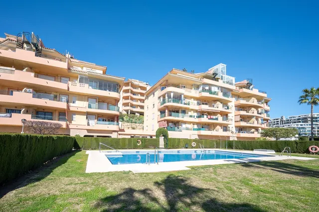 Apartamento 2 habitaciones 125m² en venta - Riviera del sol