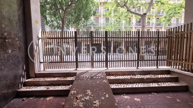 Local comercial 1084m² en alquiler - Sagrada Familia — 3