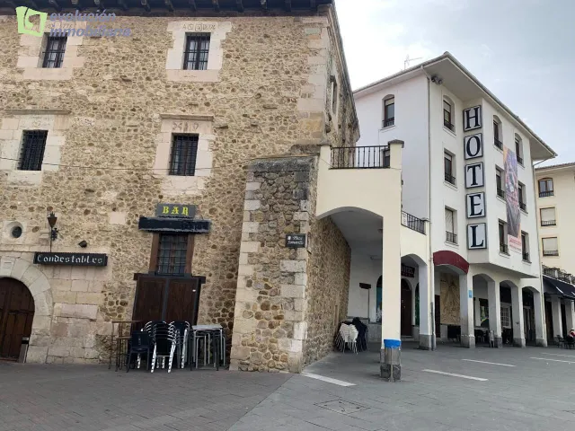 EDIFICIO/ HOTEL EN MERINDADES. IDEAL NEGOCIO RURAL — 2