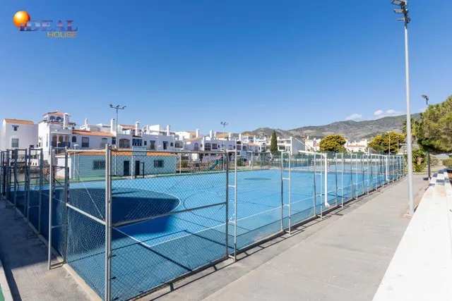 PRECIOSO ÁTICO-DÚPLEX EN PERLA DE ANDALUCÍA — 38