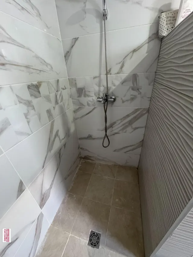 VENTA DE CASA EN BENIFAIO CON ACCESO POR DOS CALLES — 18