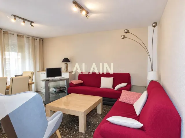 PISO EN VENTA EN RUZAFA- VEN A VERLO!!!!- VALENCIA - foto 2