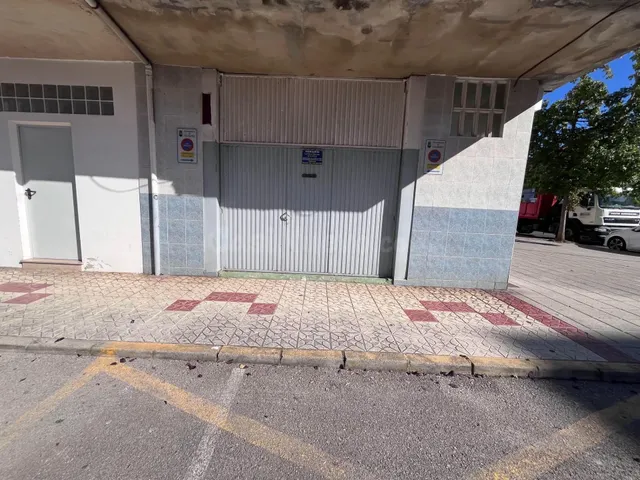 LOCAL COMERCIAL DE 35 M2 COLINDRES - foto 2
