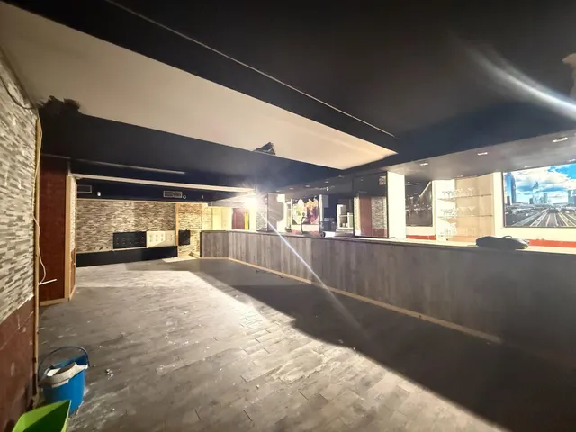 Local comercial 273m² en alquiler - Universidad San Francisco — 6