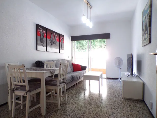 PISO EN ALQUILER DE CUATRO DORMITORIOS SEMIAMUEBLADO — 3