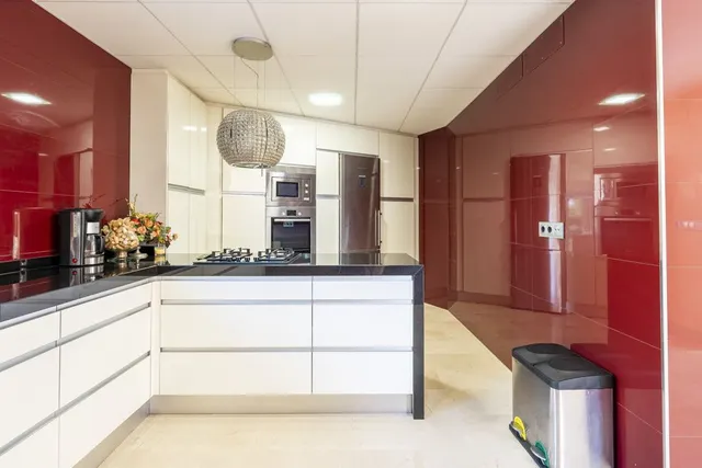 Villa 4 habitaciones 464m² en venta - Cala Advocat - Baladrar — 28