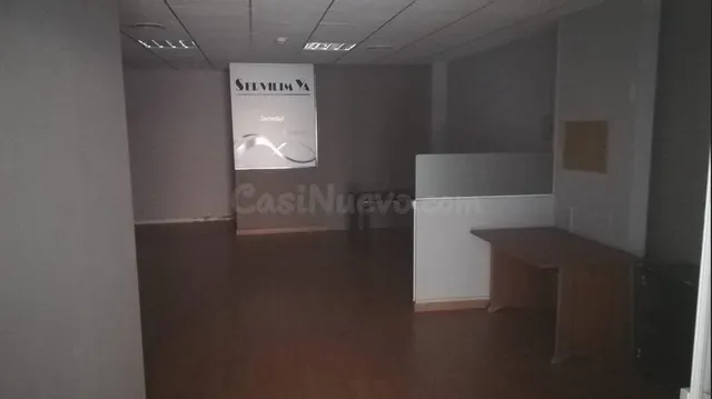 Oportunidad de Local Comercial en Zona Sant Joan – Vilanova  - foto 3
