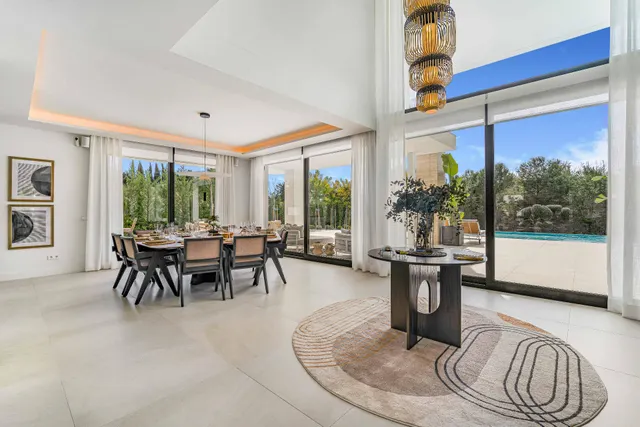Contemporanea villa en Milla de Oro, Marbella — 10
