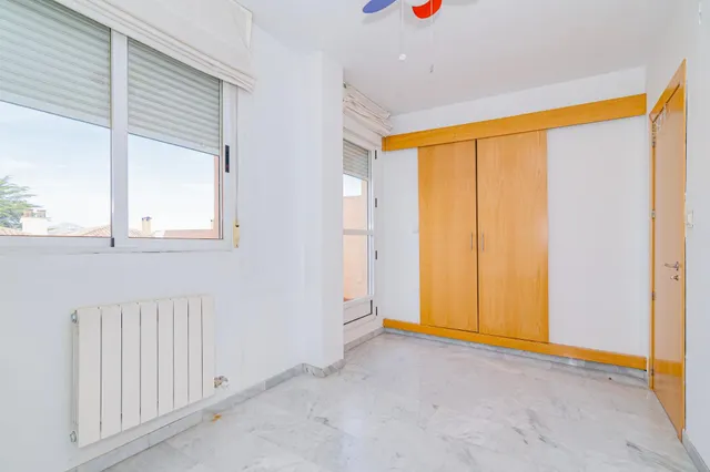 ADOSADO LOMALINDA — 19