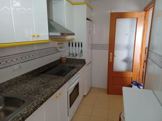 Apartamento con Vistas al mar e, orientación sur y la playa a solo 150 metros de la playa de Daimús — 6
