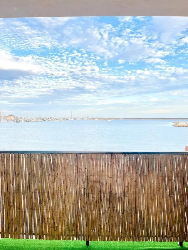 PRECIOSO APARTAMENTO TOTALMENTE REFORMADO CON VISTAS FRONTALES AL MAR — 3