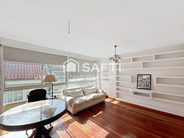 Vivienda en el centro de Padrón, ubicada en una de las zonas - foto 3