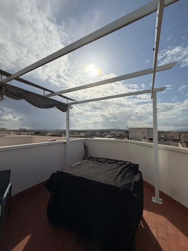 Espectacular piso de 3 dormitorios con solárium privado, garaje y trastero en Formentera del Segura — 2