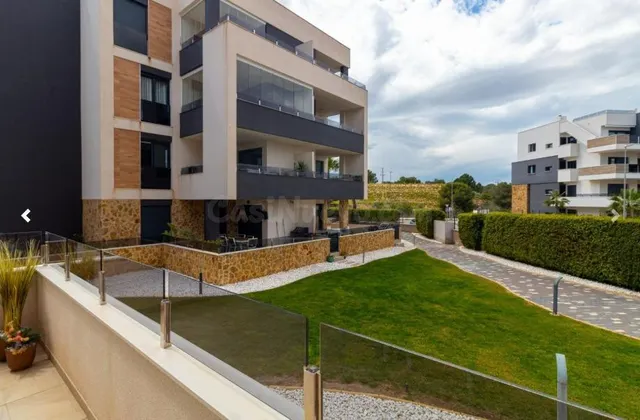 APARTAMENTO DE 2 DORMITORIOS Y 2 BAÑOS EN ORIHUELA COSTA (Lo - foto 3