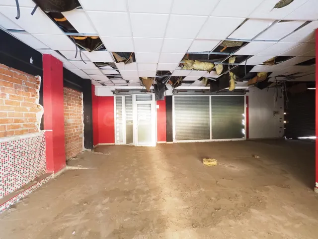 SE VENDE LOCAL COMERCIAL EN OLESA DE MONTSERRAT - foto 4