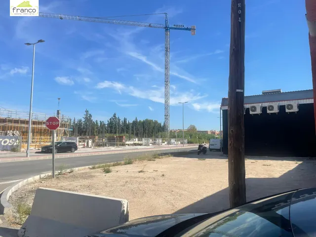 Solar industrial compacto primera línea Marina Española — 2