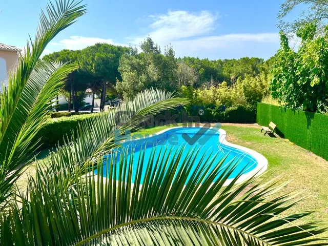 Adosada en Alquiler en Sant Feliu De Guixols Girona