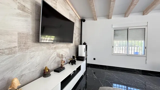 Exclusiva Casa Reformada con Piscina Privada y Parcela de 7.000 m2 en Blanca, Murcia — 13