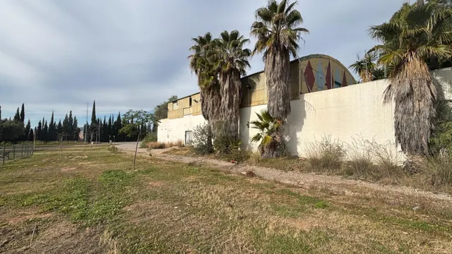 PARCELA PARA UNIFAMILIARES EN LA POBLA DE VALLBONA - foto 3