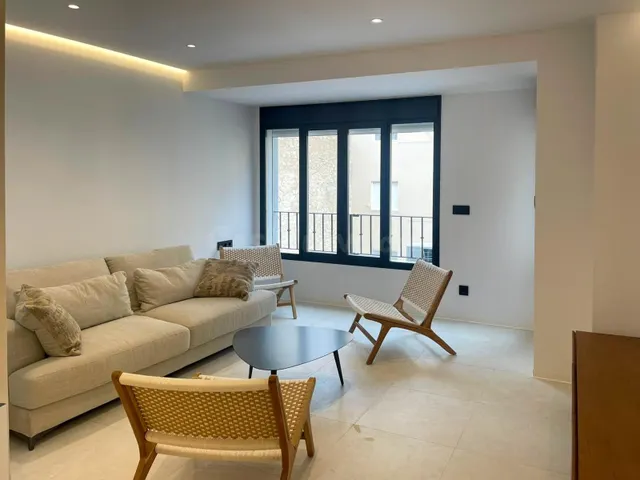 Piso totalmente reformado junto al Puerto de Alicante – Ubic - foto 2