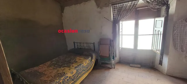 CASA EN VENTA EN PEDROCHE — 28