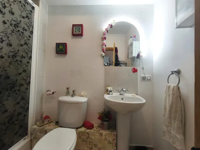 Vivienda amplia en perfecto estado en la zona alta de Gran Alacant, con piscina, parking y todos los servicios a pie — 37