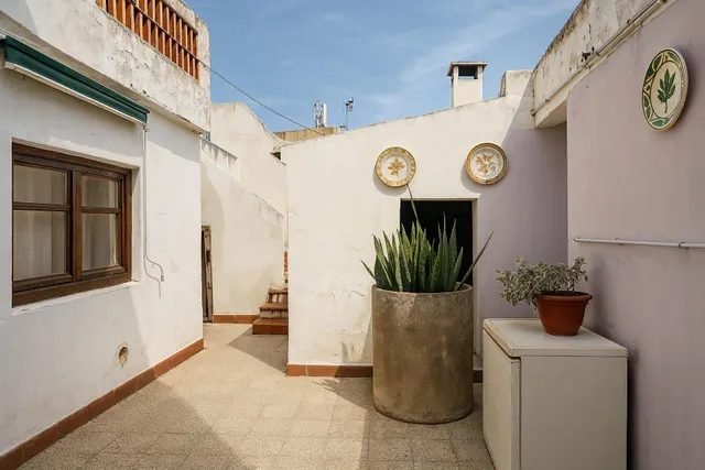LA CASA QUE ESPERA TU AMBICIÓN – DOS PLANTAS, DOS ENTRADAS Y TODA UNA VIDA POR DISEÑAR. — 20
