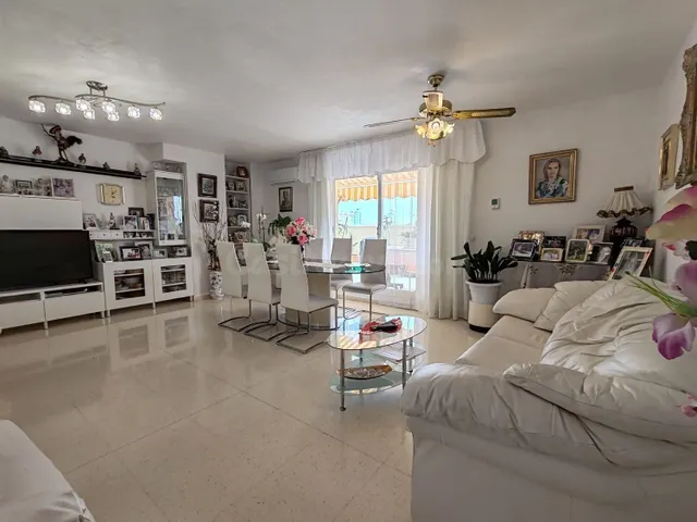 Piso 3 habitaciones 112m² en venta - Pueblo Levante — 4