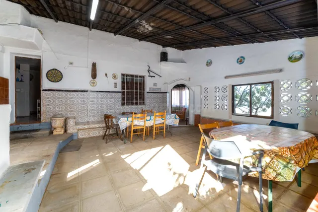 Finca rústica con casa terrera y vistas al mar en tierra del trigo, los silos — 19