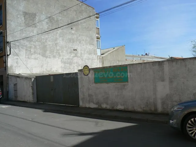 Venta de Nave industrial en Cuéllar. Parcela 1375 m2. Superf