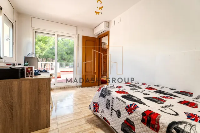 Casa con jardín, porche y terrazas solárium en Mas del Plata, Cabra del Camp — 36