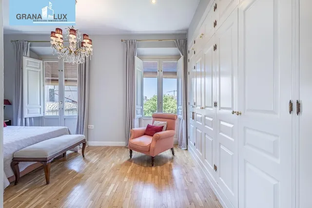 Exclusivo Piso Dúplex en el Corazón de Granada — 23
