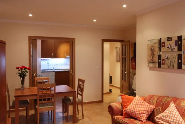 VENTA Y ALQUILER VACACIONAL  EN  FOZ - LUGO,  CON VISTAS AL MAR PLAYA RAPADOIRA — 4