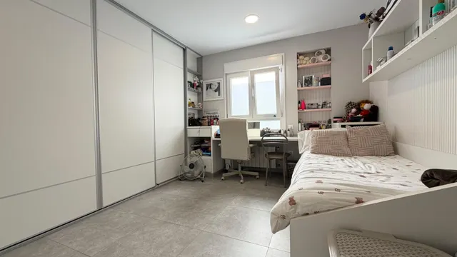 Espectacular vivienda de 195 m2 con 4 dormitorios en pleno bulevar gran capitán — 45