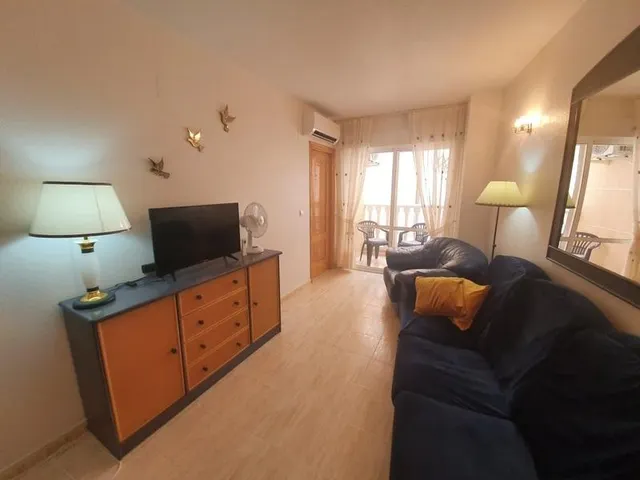 Precioso apartamento 2 dorm. en Torrevieja 600m de la playa del Cura — 4