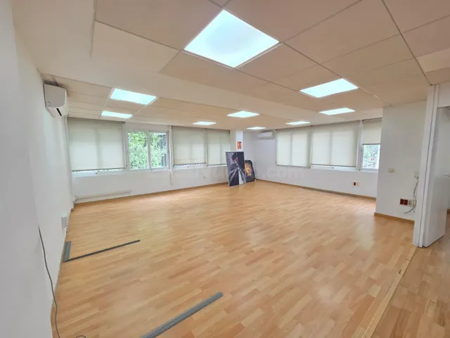 Oficina en alquiler en Nervión · 104 m2 - foto 3