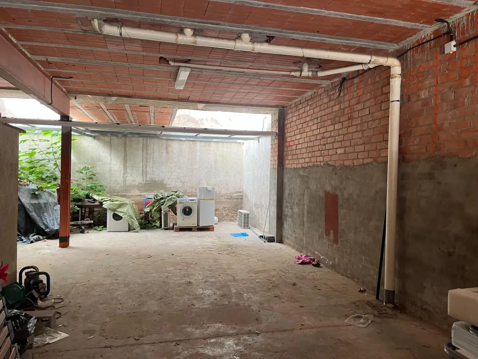 Local comercial, garaje, en venta en Les Roquetes