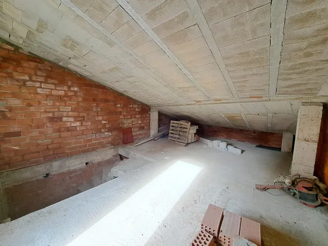 ESTRUCTURA EN VENTA EN LA ZONA CENTRO — 16