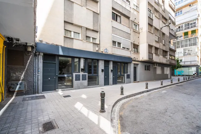 Amplia vivienda junto METRO Recogidas a estrenar! — 14