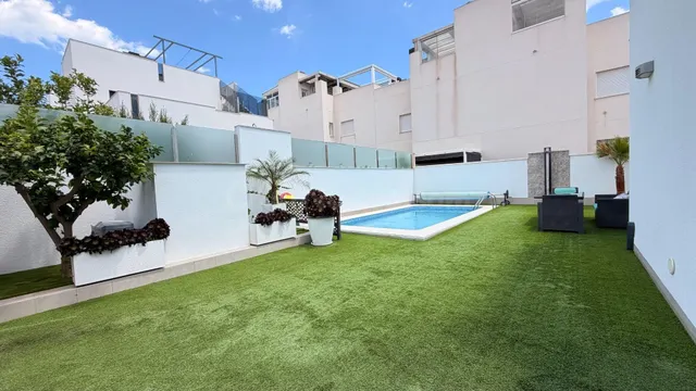 Villa 5 habitaciones 194m² en venta - Aguas Nuevas — 4