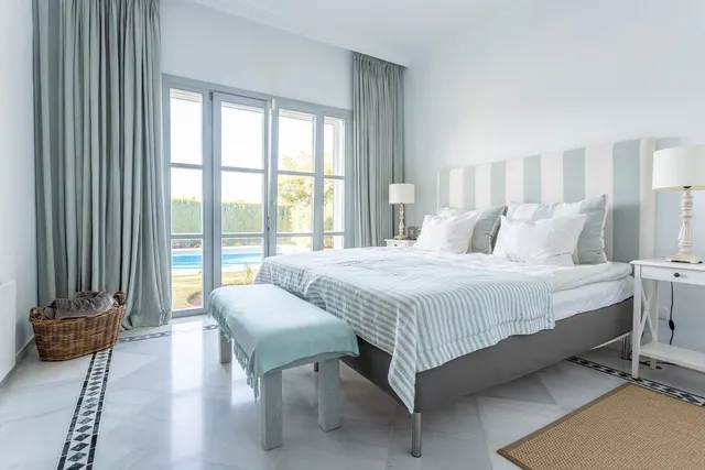 Chalet 4 habitaciones 370m² en venta - Marbella — 7