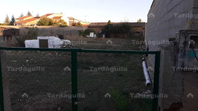 PARCELA DE 1227 METROS PARA HACER SU SEGUNDA VIVIENDA O SU CASA RURAL — 2