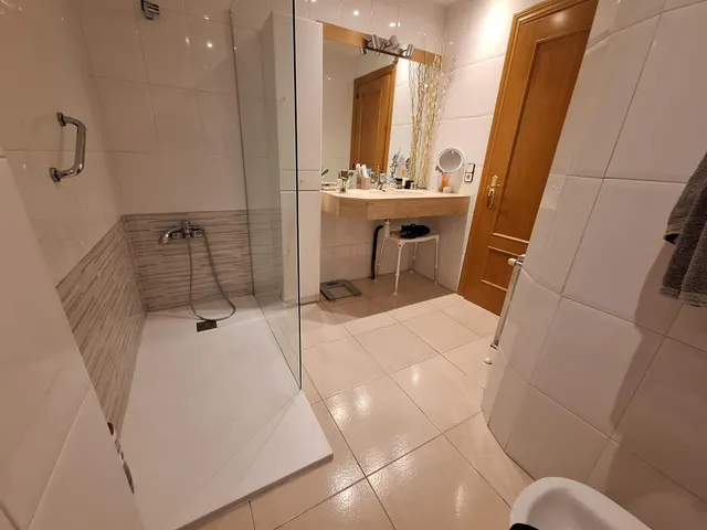 MAGNÍFICO PISO EN MAS DURAN DE 3 habitaciones CON PLAZA DE PARKING — 24